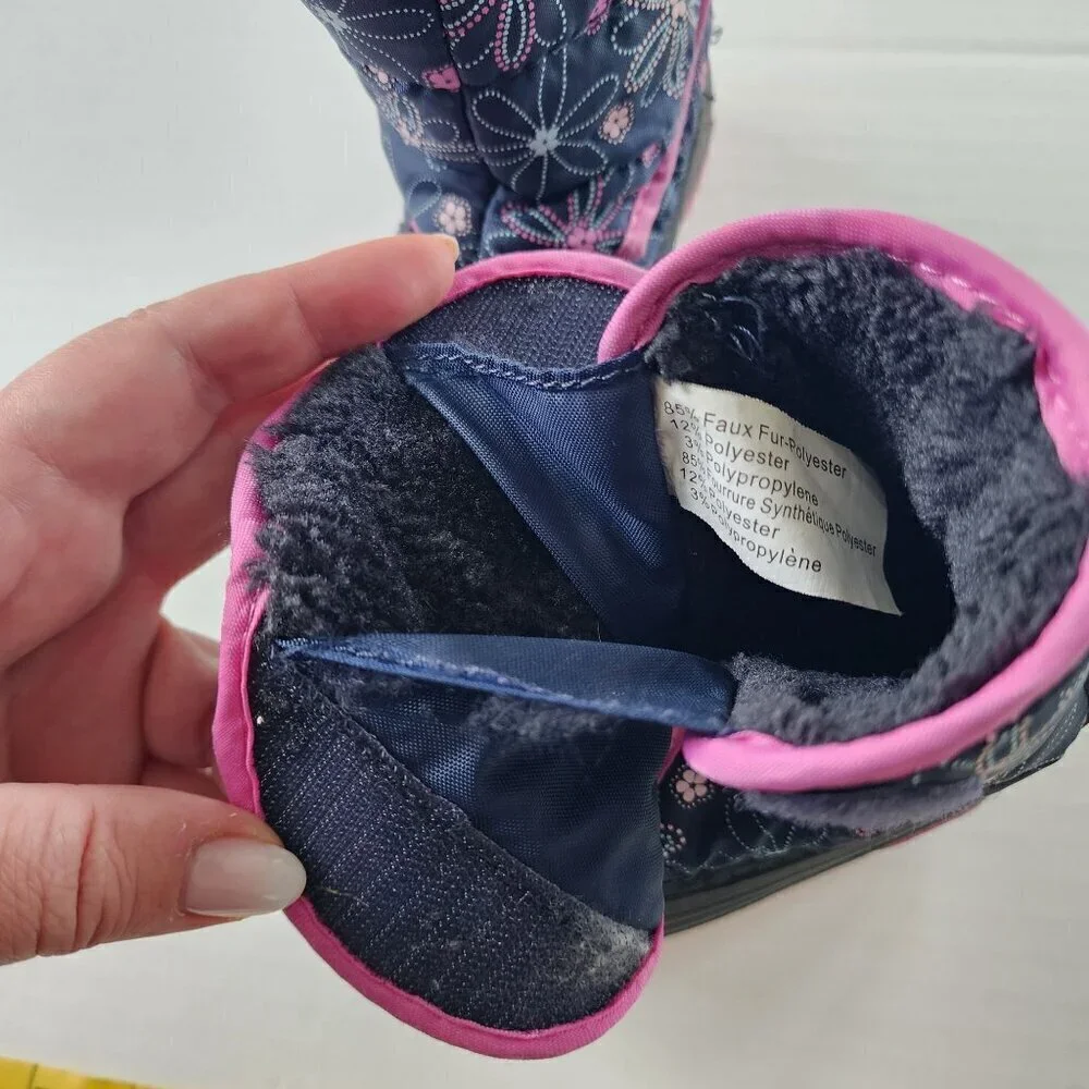 Kamik Baby toddler girl size 5 winter boots Purple floral